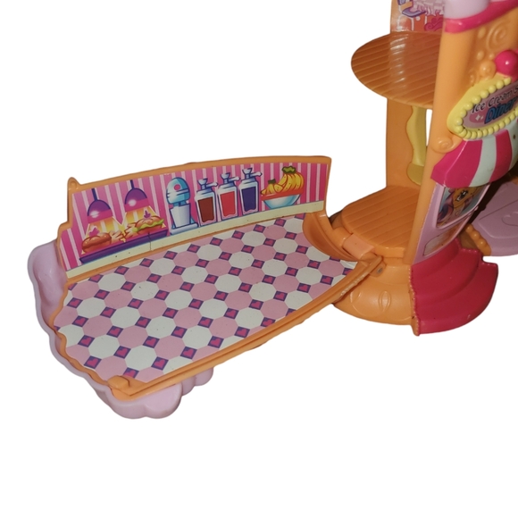 2008 MLP Icecream shake diner & Cherry Blossom pony - Picture 5 of 6